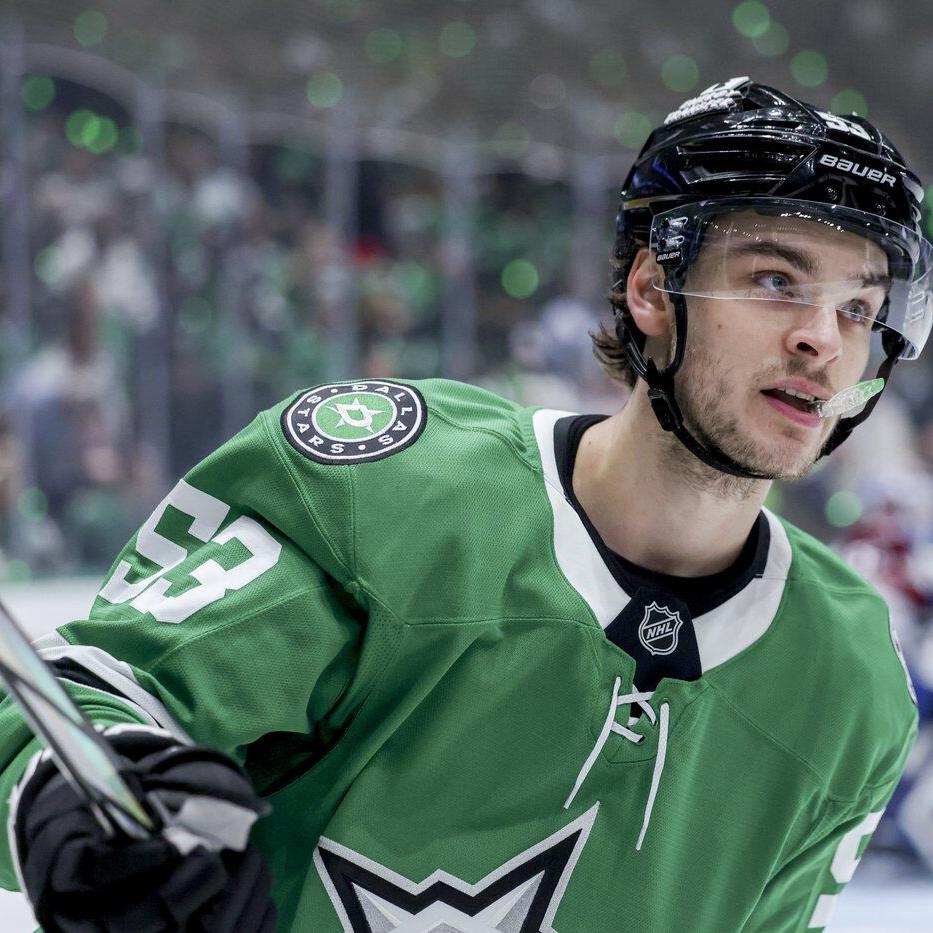 Johnston has quickest goal to start Stars playoff game in 6-2 win over Avs